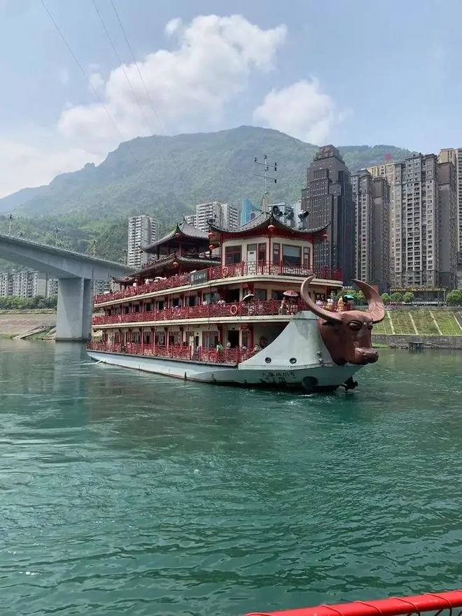 重庆几月最适合游玩攻略全在这！洪崖洞PG麻将胡了模拟器重庆旅游最佳时间(图2)